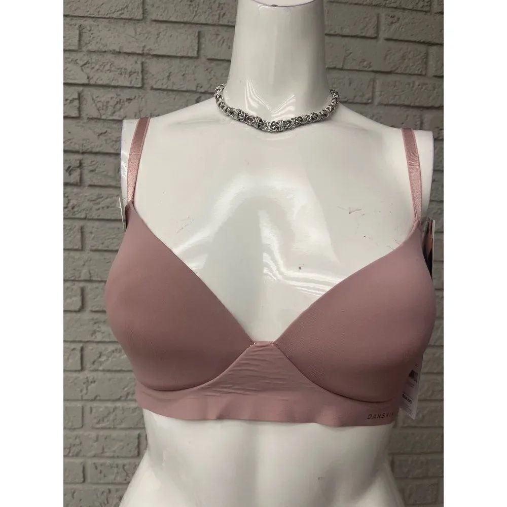Danskin Intimates Wire-Free Bra Size 34C NWT